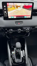 Honda HR-V e:HEV 1.5l Advance Crystal Red, Urban Grau vorrätig 1.9% Leasing Aktion unschlagbar mit 8 Jahren Garantie