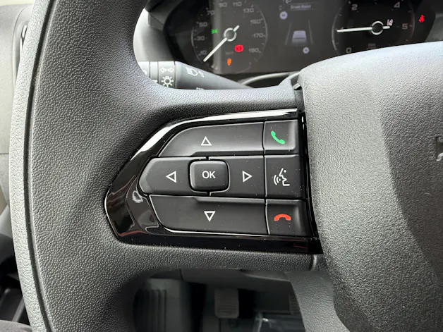 Citroën Jumper 35+ 2.2 BlueHDi 140 L3H2 270°, Holzboden, AHK, verst.Feder Kamera Finanzierung OHNE Zins möglich!! Alle Grössen verfügbar