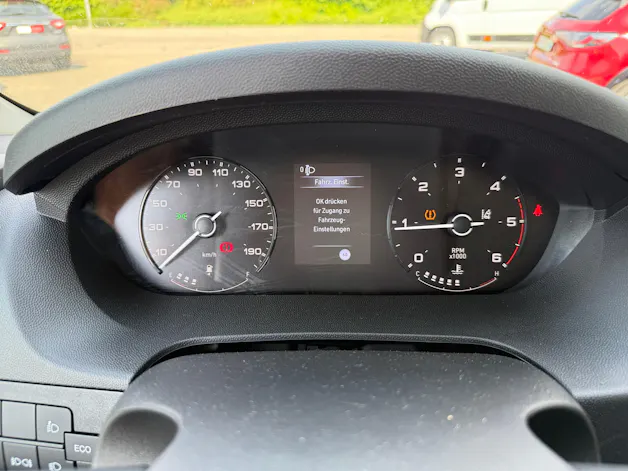 Citroën Jumper 35+ 2.2 BlueHDi 180PS L4H3 270° DAB Lederlenkrad alle Assistenten Top Aust. Alle Grössen verfügbar