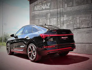 Audi e-tron 55 Sportback S Line Black Edition quattro