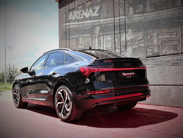 Audi e-tron 55 Sportback S Line Black Edition quattro