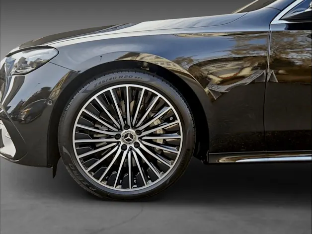 Mercedes-Benz E 220 d T 9G-Tronic