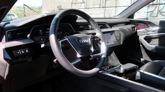 Audi e-tron 55 Sportback S Line quattro