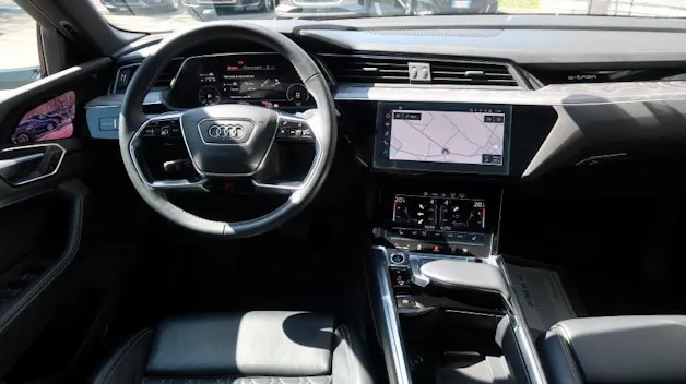 Audi e-tron 55 Sportback S Line quattro