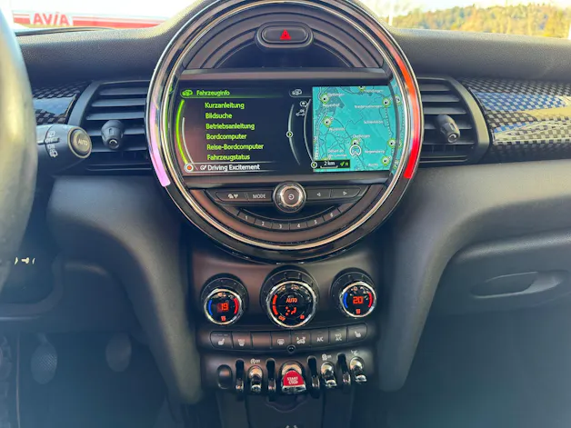 Mini Mini Cooper SD Nur bei uns - GARANTIE Motor und Getriebe für 12 Monate oder 15'000 km!