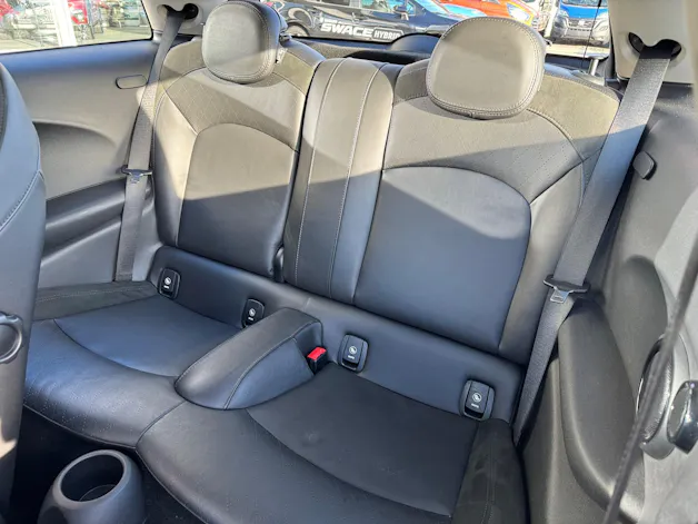 Mini Mini Cooper SD Nur bei uns - GARANTIE Motor und Getriebe für 12 Monate oder 15'000 km!