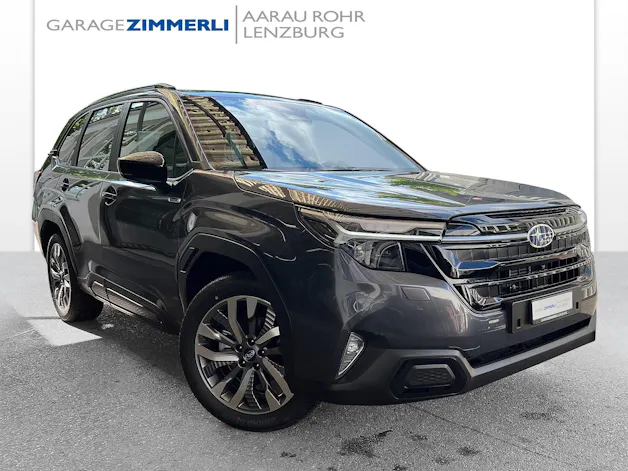 Subaru Forester 2.0i e-Boxer Luxury Lineartronic