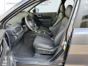Subaru Forester 2.0i e-Boxer Luxury Lineartronic