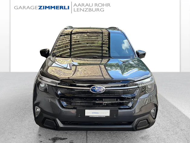 Subaru Forester 2.0i e-Boxer Luxury Lineartronic