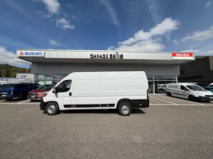 Citroën Jumper 35+ 2.2 BlueHDi 180PS L4H2 2 Airbag Kamera 270°Tür Doppelblattfedern AHK 3T Holzboden, alle Grössen verfügbar!