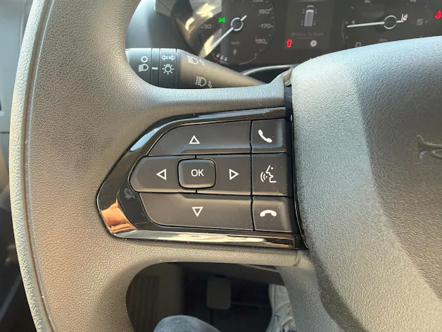 Citroën Jumper 35+ 2.2 BlueHDi 140 L3H3 Ersatzrad, 270° Türen Doppelairbag, AHK 3T, alle Grössen an Lager