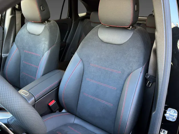 Mercedes-Benz GLA 35 4Matic