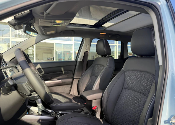 image du véhicule 10 image du véhicule 10