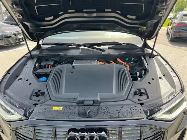 Audi e-tron 55 S Line quattro