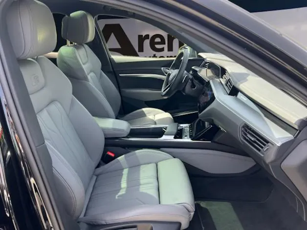 Audi e-tron 55 S Line quattro
