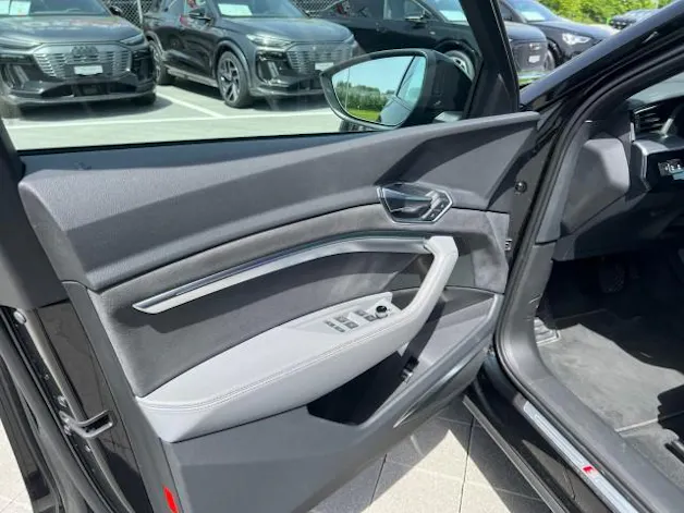 Audi e-tron 55 S Line quattro