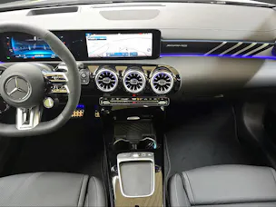 Mercedes-Benz CLA 35 4Matic