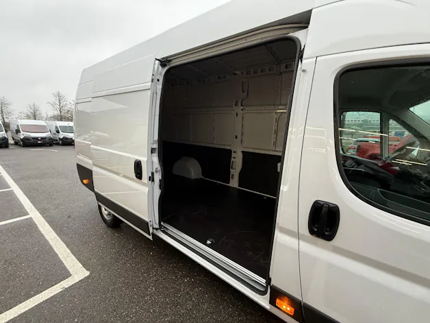 Citroën Citroen Jumper L4H3 180 PS NEUES MODELL TOP AUSSTATTUNG ! Garage Zöllig - Finanzierung OHNE Zins möglich! Alle Grössen verfügbar