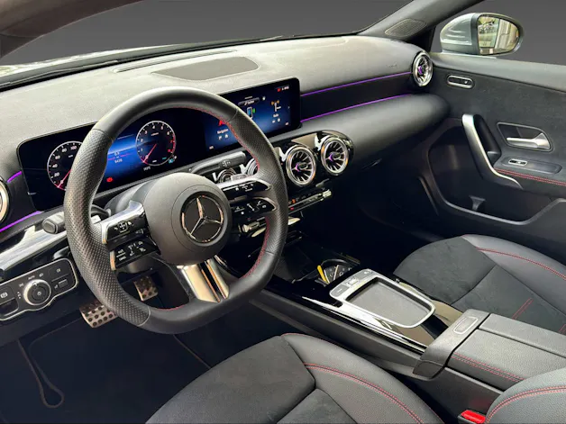 Mercedes-Benz A 220 4Matic 8G-DCT