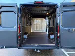 Citroën Jumper 35+ 2.2 BlueHDi 165 PS L4H2 Holzboden AHK 3TNur bei Garage Zöllig - Finanzierung OHNE Zins möglich,