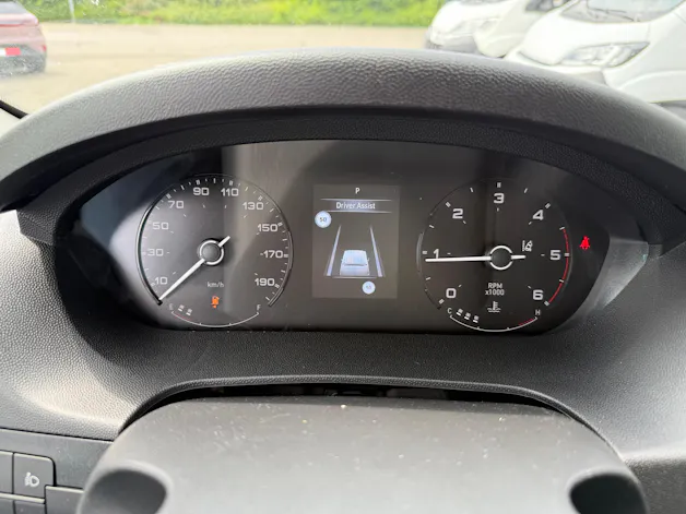 Citroën Jumper L3H2 35 2.2 BHDI 180 PS AT8 Nebellampen Lederlenkrad. Alle Grössen verfügbar!
