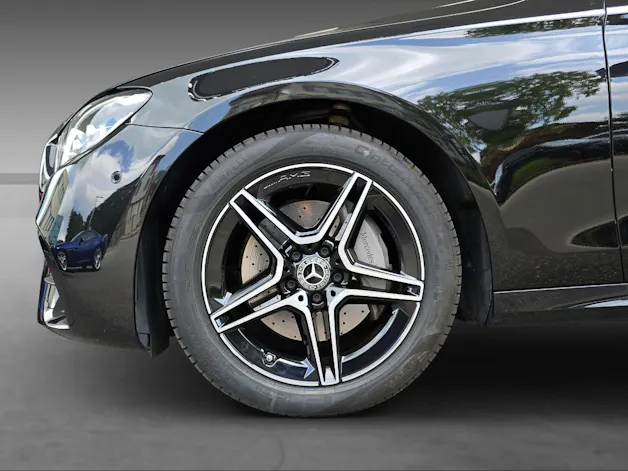 Mercedes-Benz E 220 d 4Matic T-Modell AMG Line