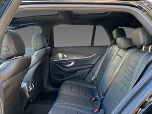 Mercedes-Benz E 220 d T 4M Swiss Star