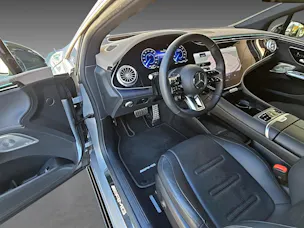 MERCEDES-BENZ EQE 43 AMG