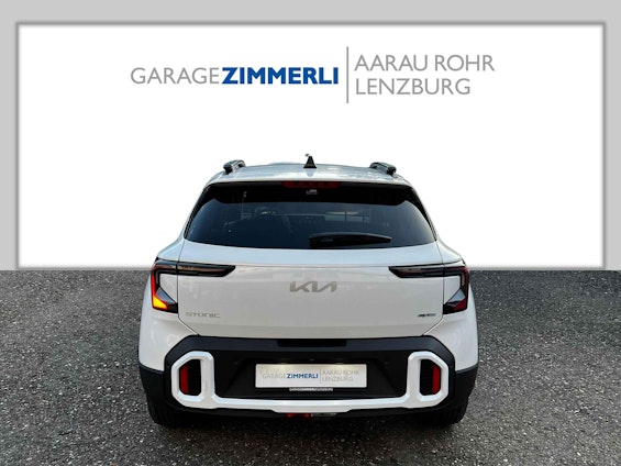 Vehicle image 4 Vehicle image 4