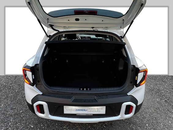 Vehicle image 6 Vehicle image 6