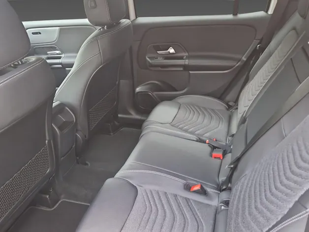 Mercedes-Benz GLB 220 d 4Matic