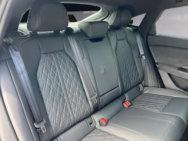 Audi SQ6 Sportback e-tron quattro