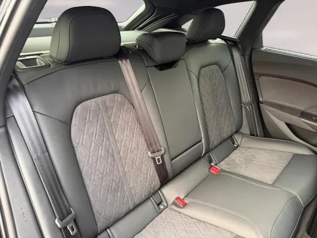 Audi A5 Limousine e-hybrid quattro 270 kW S tronic