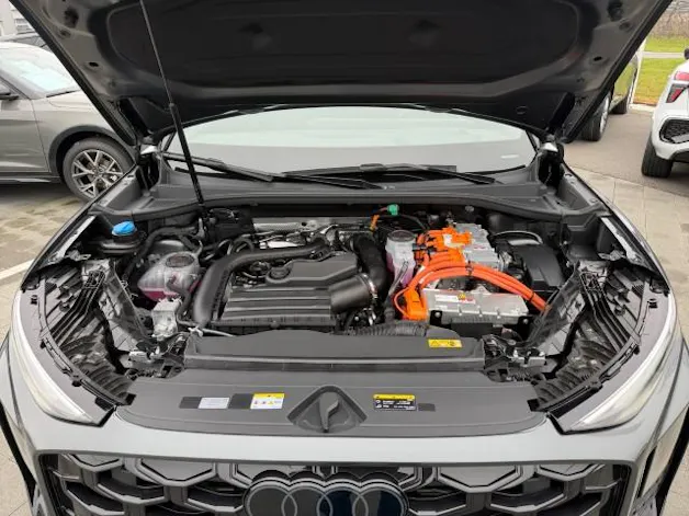 Audi Q3 Sportback e-hybrid 200 kW S tronig