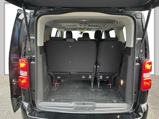 Peugeot Traveller 2.0 BlueHDi Business Standard EAT8