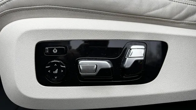 BMW X5 xDrive M50d Steptronic „Selten so vollgepackt: Dieser X5 ist ein echter Treffer“