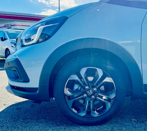 Honda Jazz 1.5i-MMD Crosstar Advance E-CVT 1.9% Leasing Aktion unschlagbar mit 8 Jahren Garantie