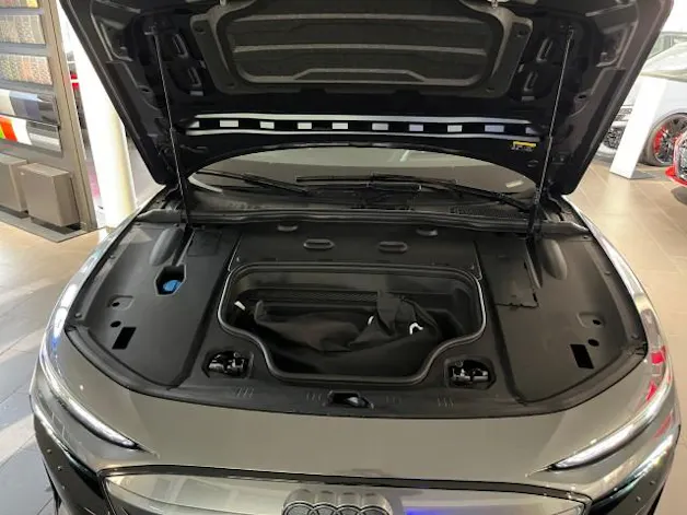 Audi S6 Avant e-tron quattro