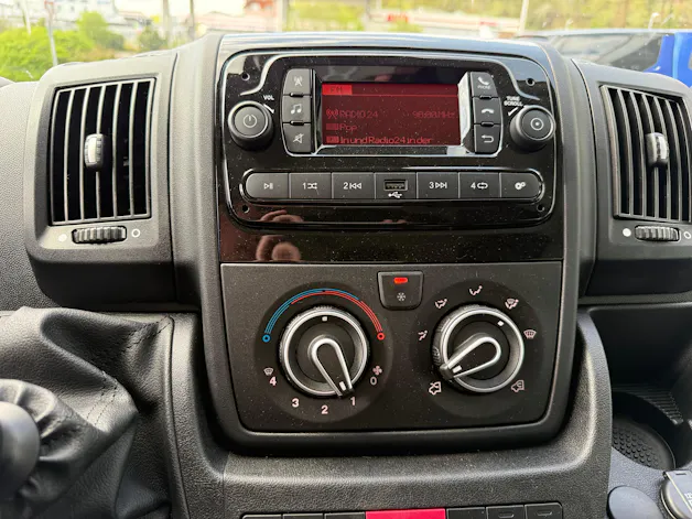 Fiat Ducato 35 L3H2 2.2MTJ 140 PS 7 Sitze 270° Garantie bis 10.2027 / 120'000 km