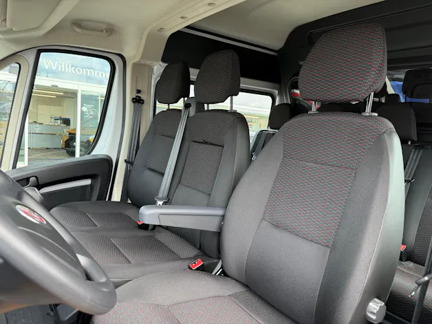 Fiat Ducato 35 L3H2 2.2MTJ 140 PS 7 Sitze 270° Garantie bis 10.2027 / 120'000 km