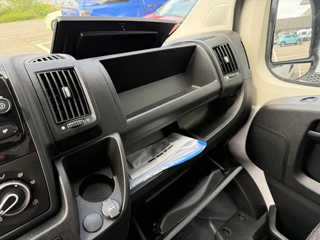 Fiat Ducato 35 L3H2 2.2MTJ 140 PS 7 Sitze 270° Garantie bis 10.2027 / 120'000 km