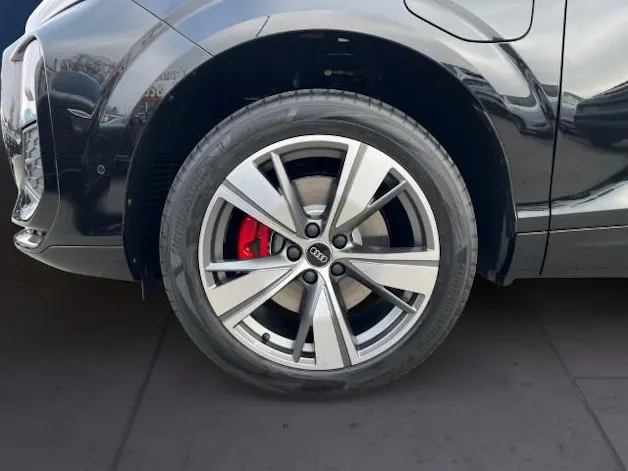 Audi Q3 Sportback e-hybrid 200 kW S tronig
