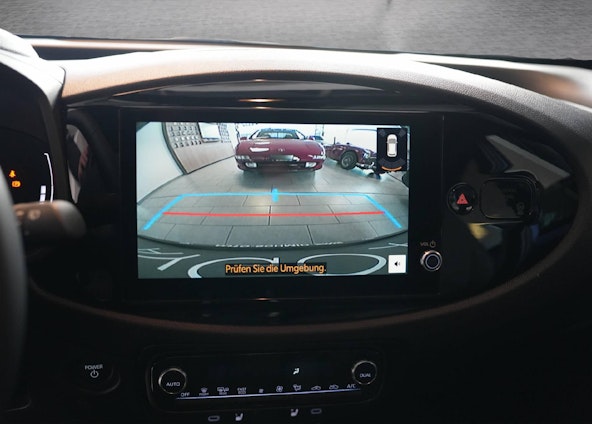 Vehicle image 6 Vehicle image 6