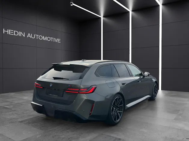 BMW M5 xDrive Touring