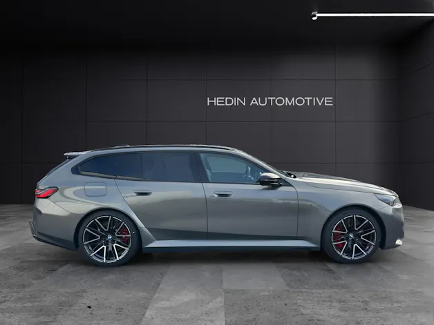 BMW M5 xDrive Touring