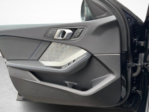 Vehicle image BMW 123 xDrive