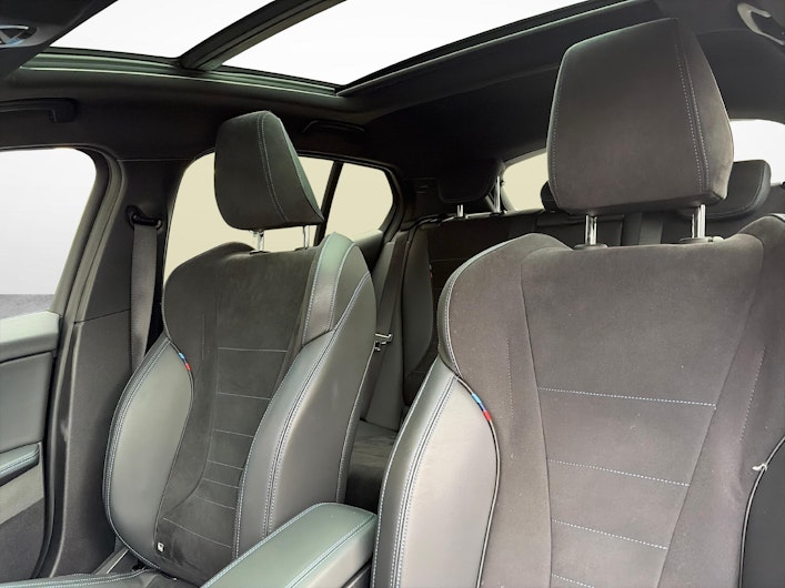 Vehicle image BMW 1 SERIES