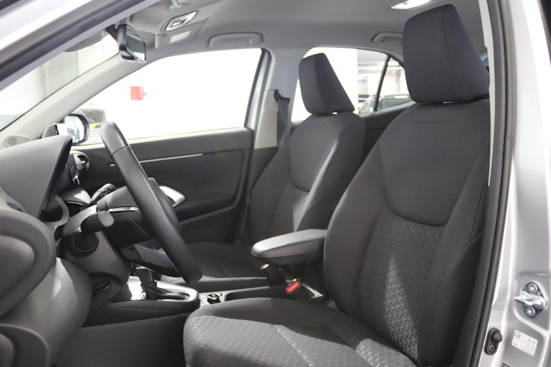 Fahrzeugbild TOYOTA YARIS CROSS