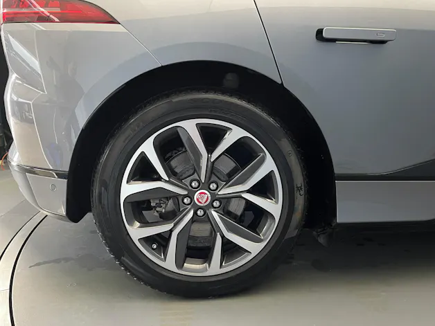Jaguar I-Pace EV400 SE AWD