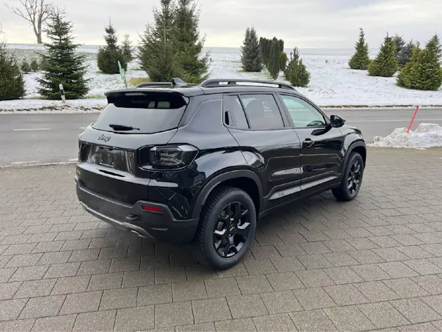 Jeep Avenger 1.2 MHEV Overland 4xe